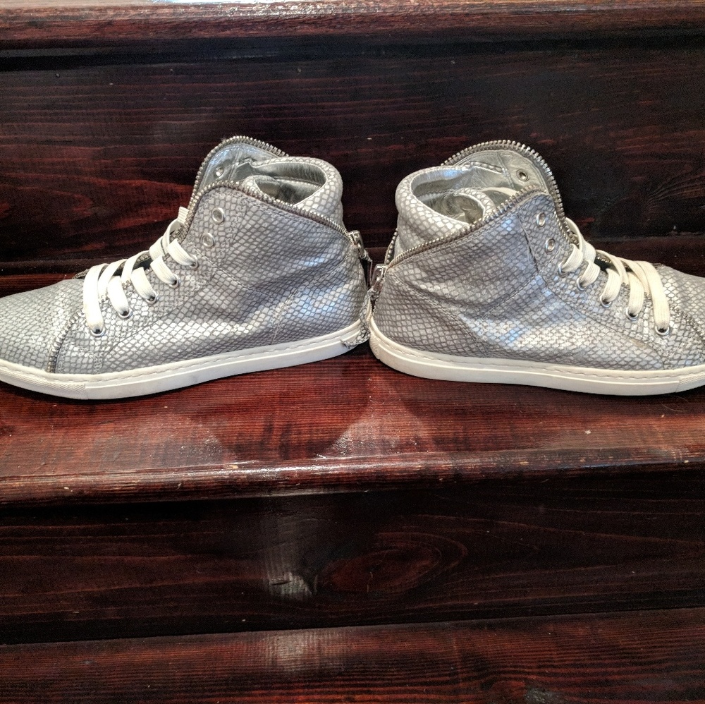 Splendid High top sneakers!
